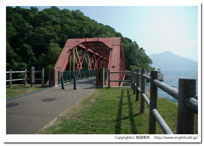 山線鉄橋、橋の手前から（北海道千歳市）