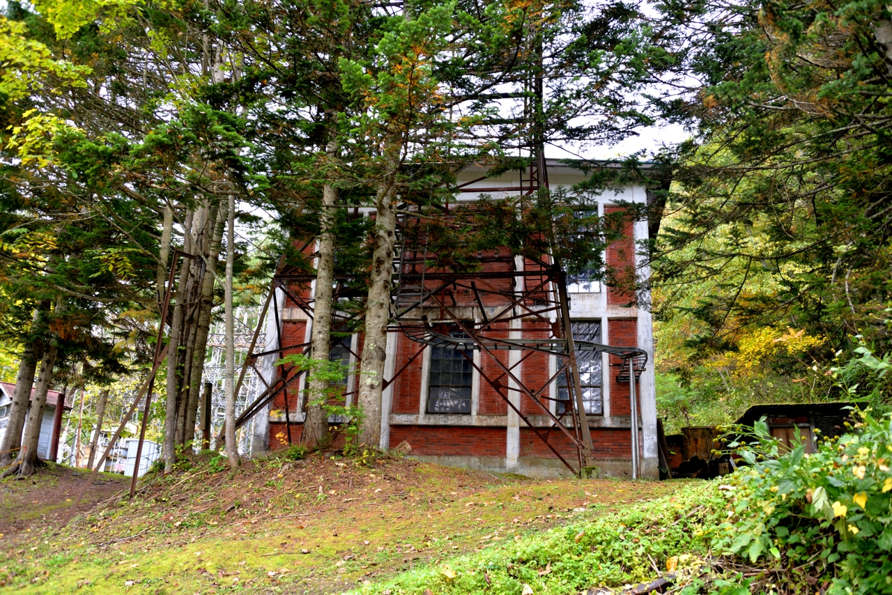 旧三井砂川炭鉱中央立坑櫓（北海道上砂川町）