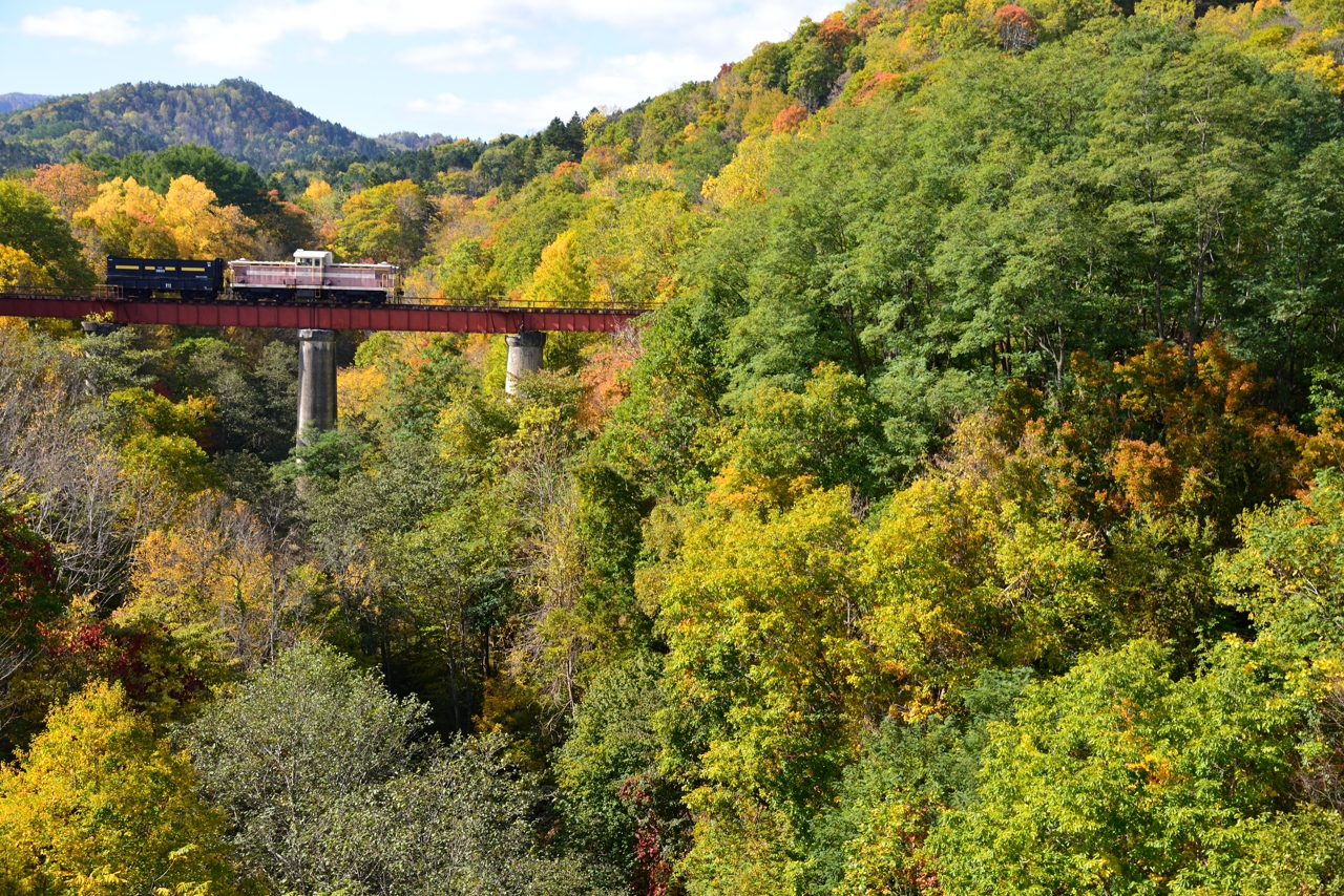 旧三井芦別鉄道炭山川橋梁（北海道芦別市）